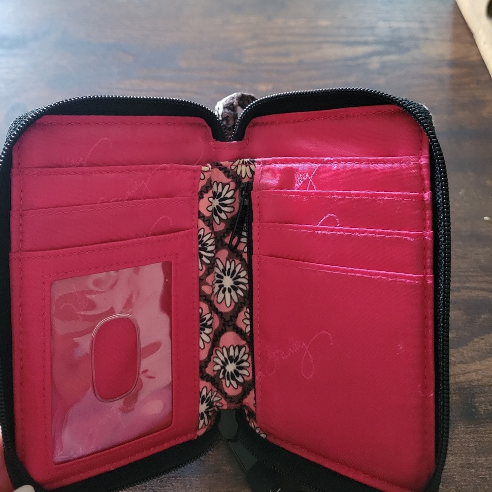 Vera bradley wristlet - Picture 2 of 2
